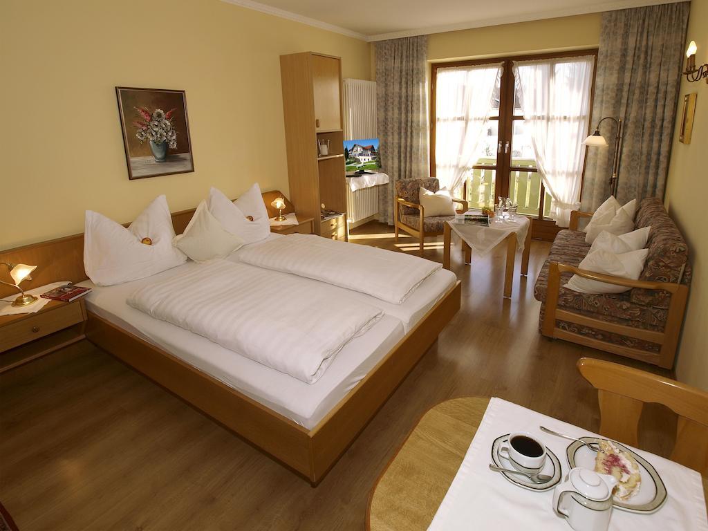 באד בירנבאך Xundheits Hotel Garni Eckershof חדר תמונה
